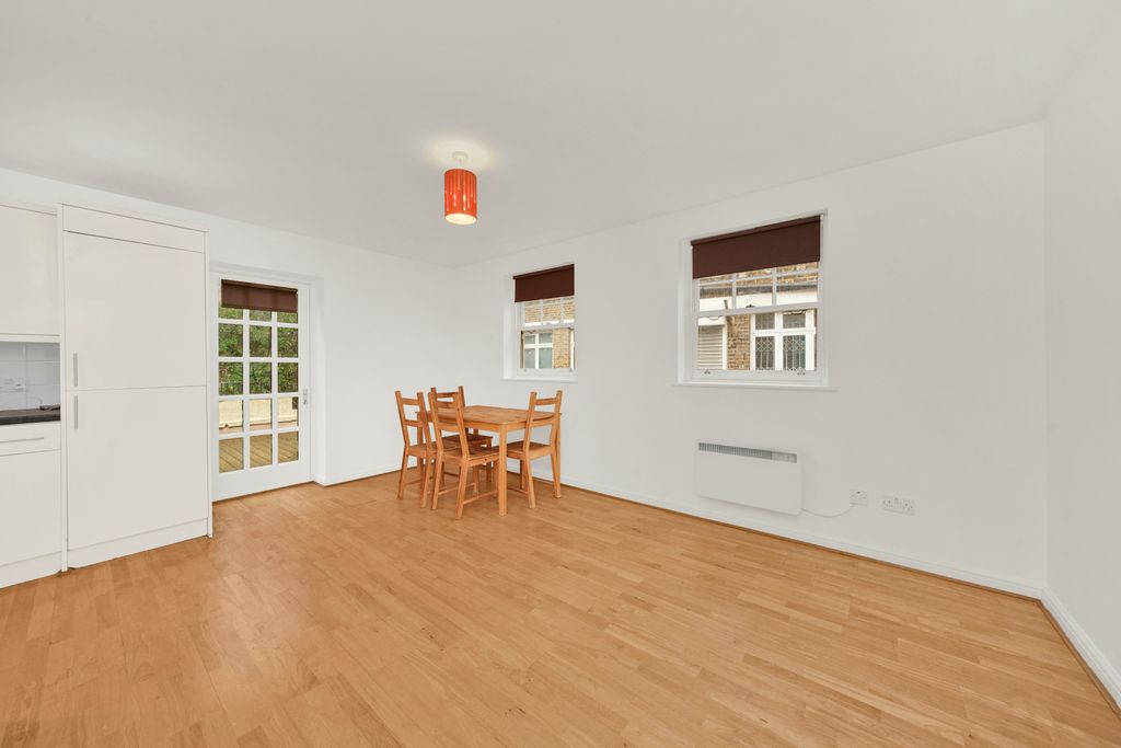 Property photo 1 of 9 Picture No. 03