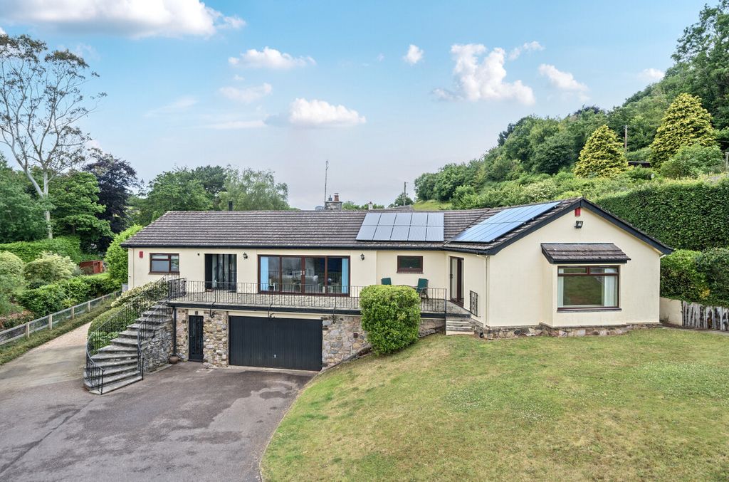 Property photo 1 of 29 1303352-3-684834F...