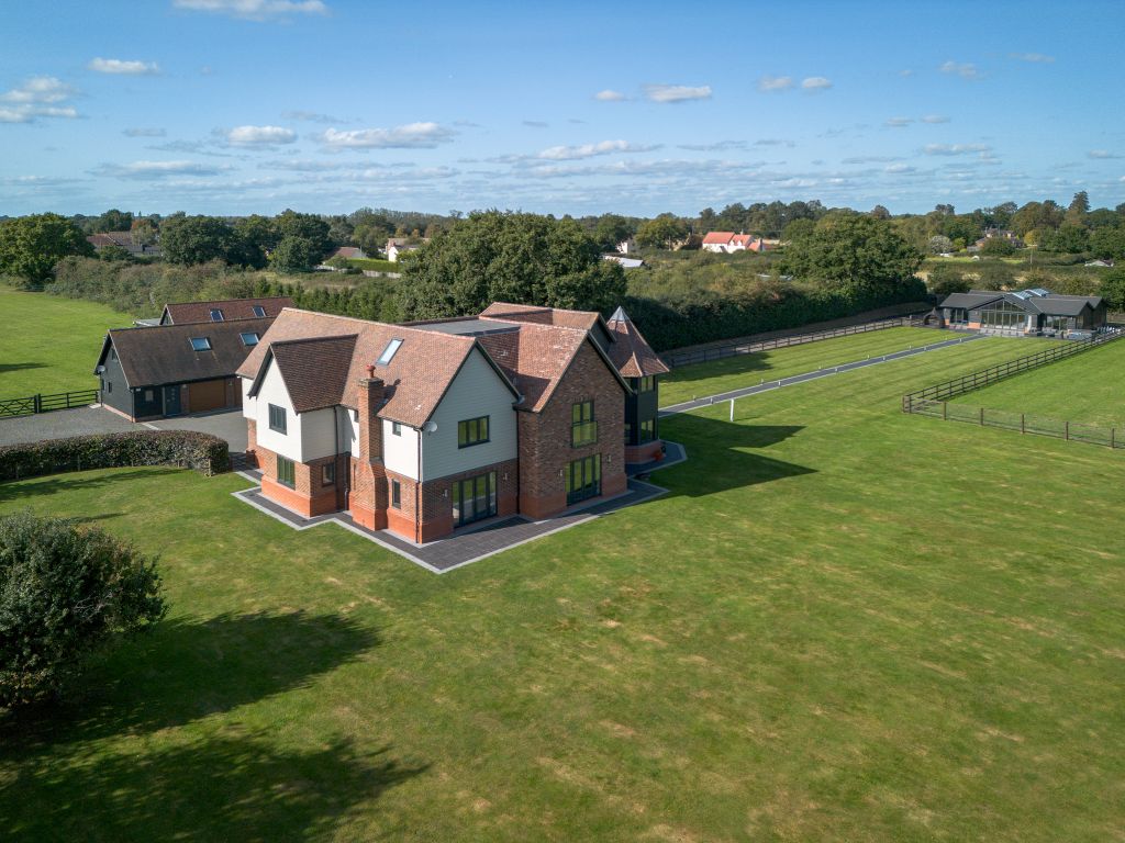 Property photo 1 of 64