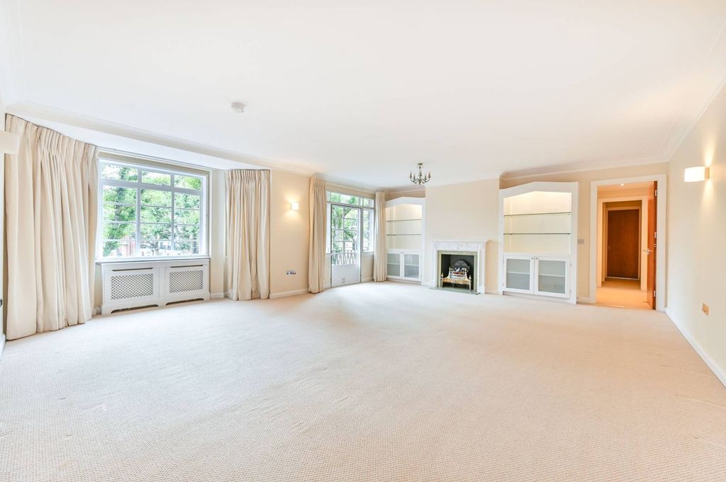 Property photo 2 of 19