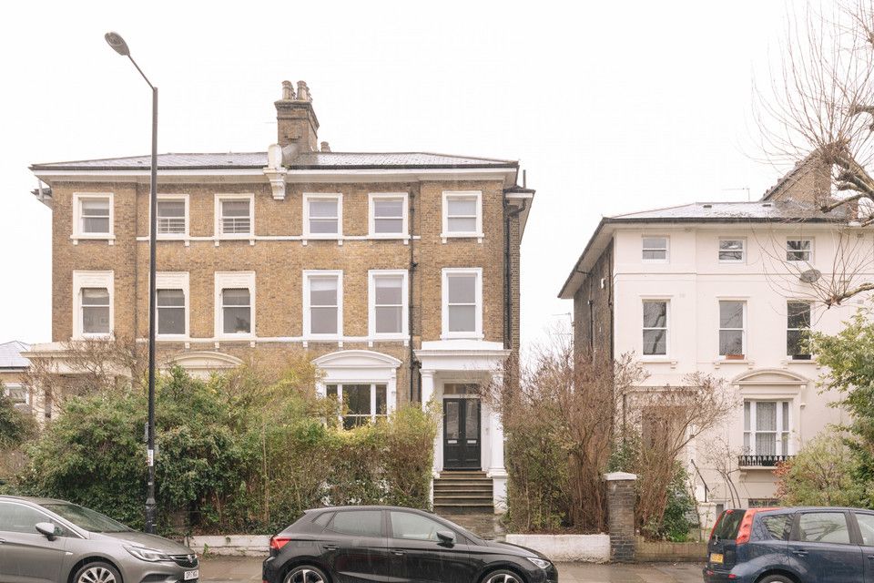 Property photo 2 of 20