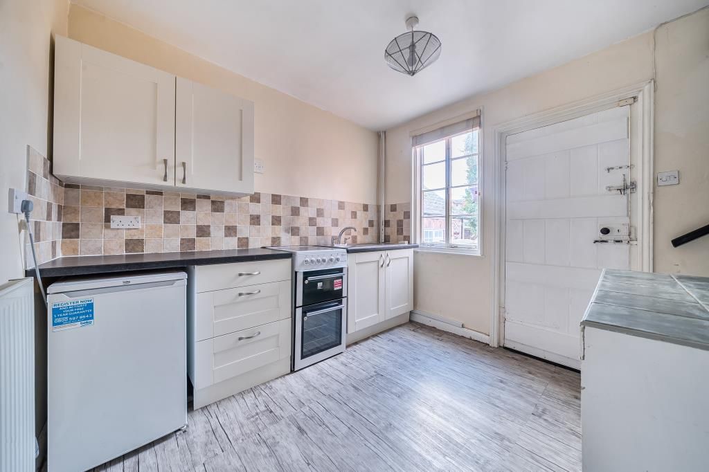 Property photo 3 of 21 Kitchen 1