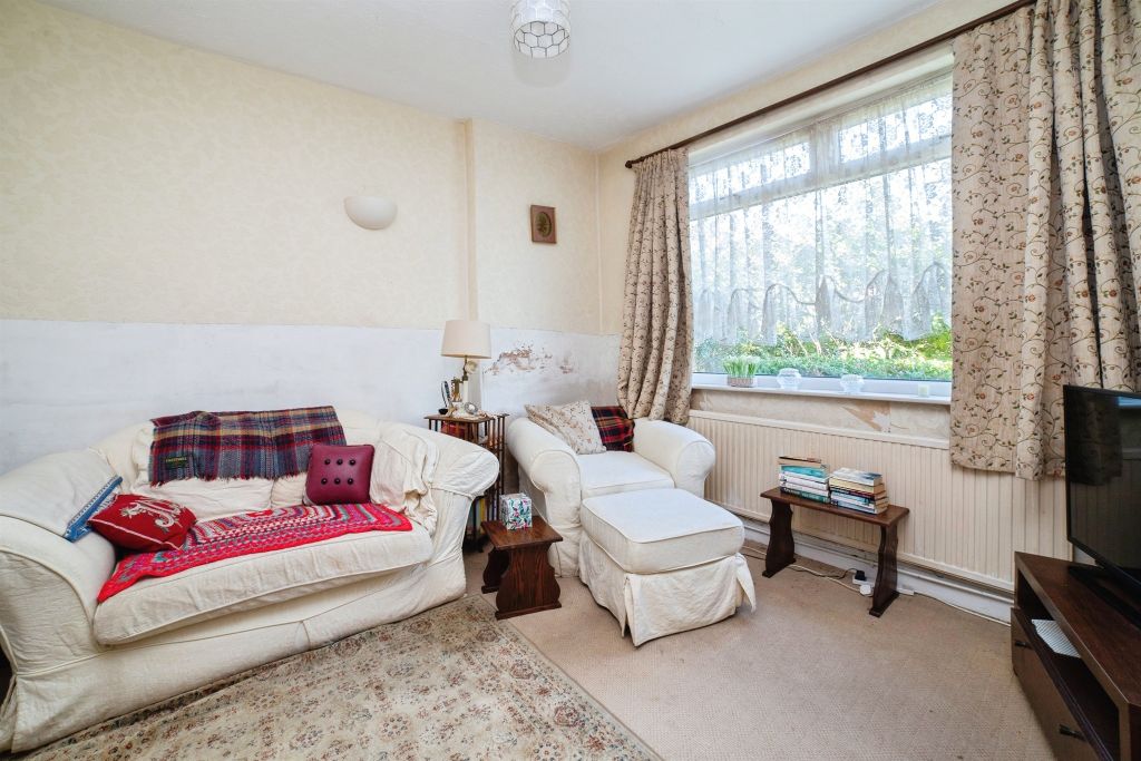 Property photo 2 of 19