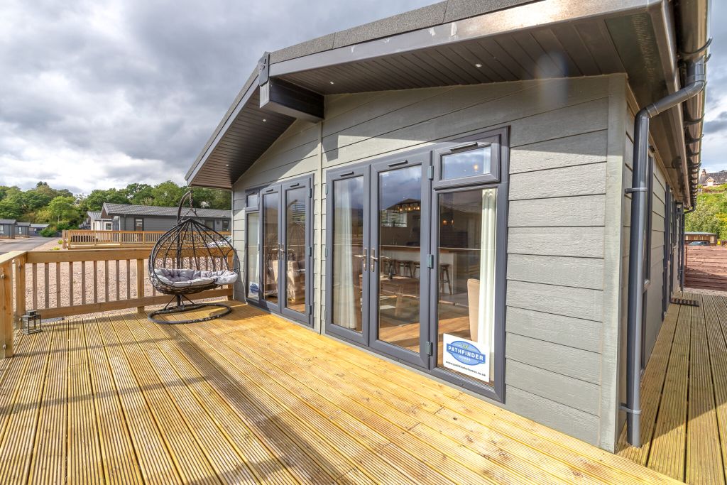 Property photo 3 of 34