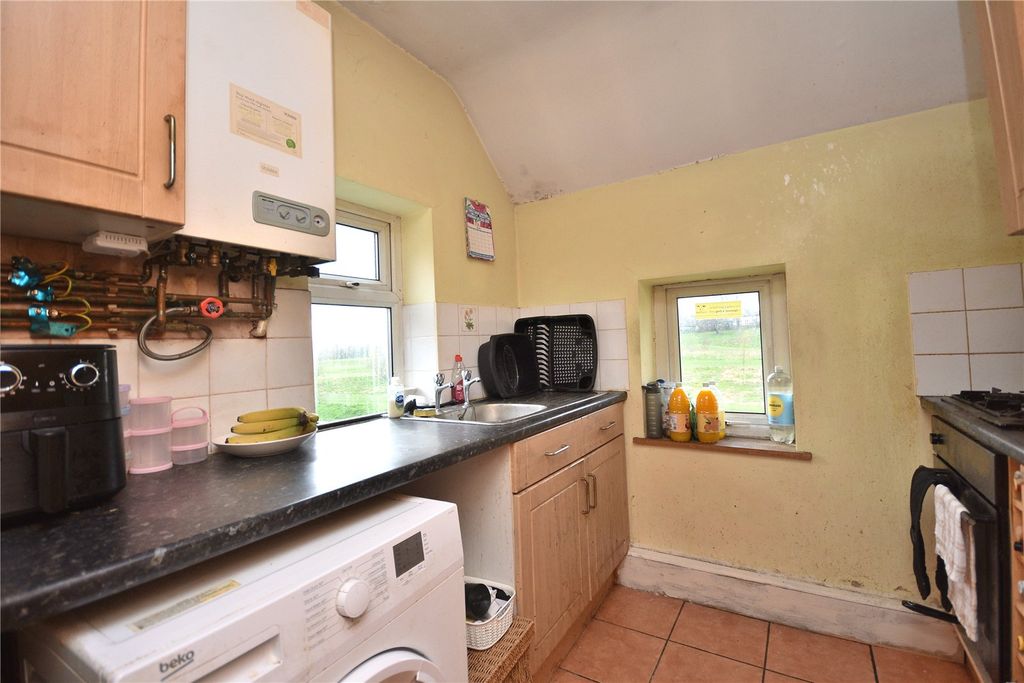 Property photo 3 of 10 Picture No. 02