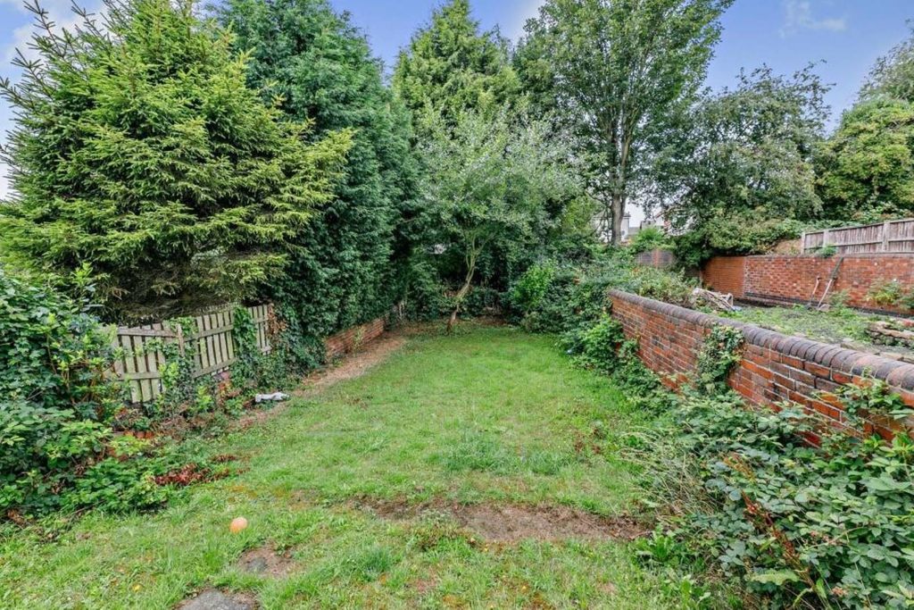 Property photo 2 of 6