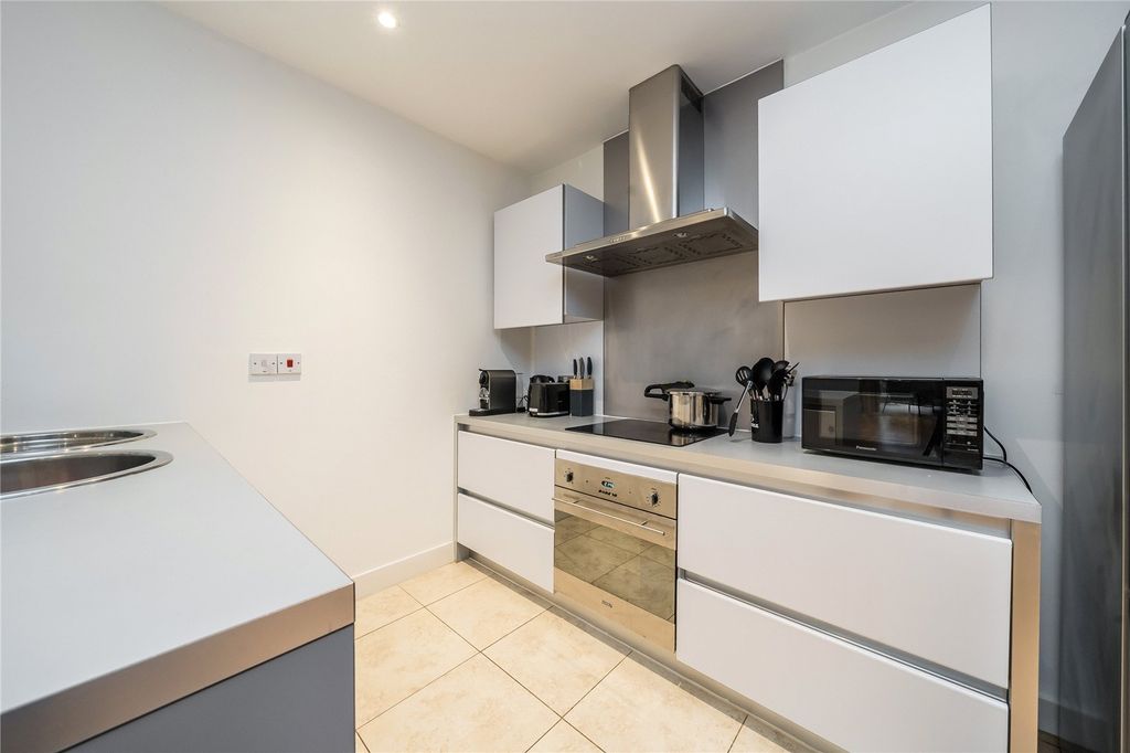 Property photo 2 of 9 Picture No. 02