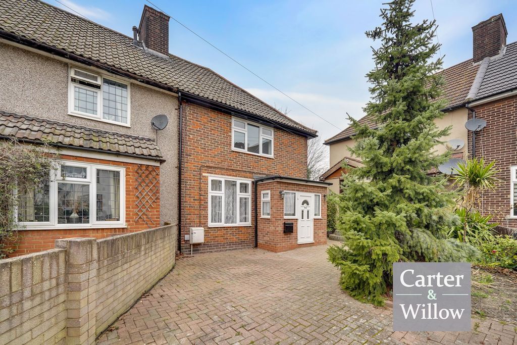 Property photo 1 of 12 Exterior