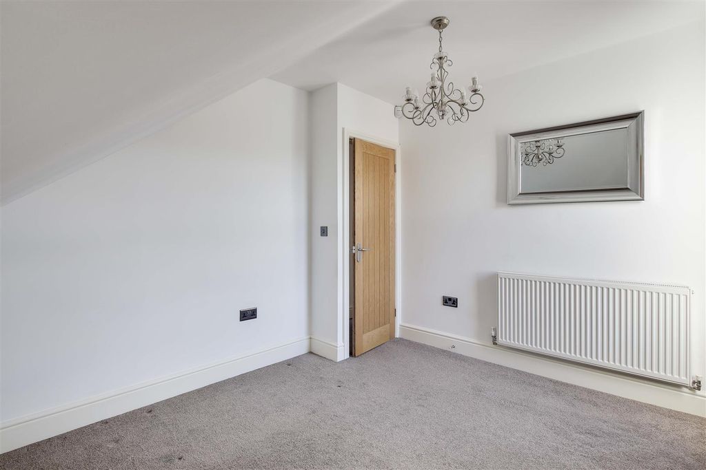 Property photo 3 of 12 Tpu2Fe4Xs0Ij3Wyqqacfxw.Jpg