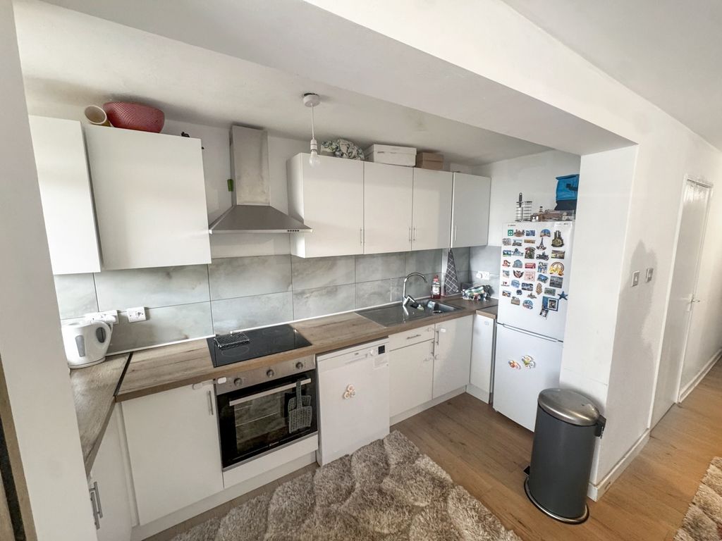 Property photo 2 of 10 Img_8348