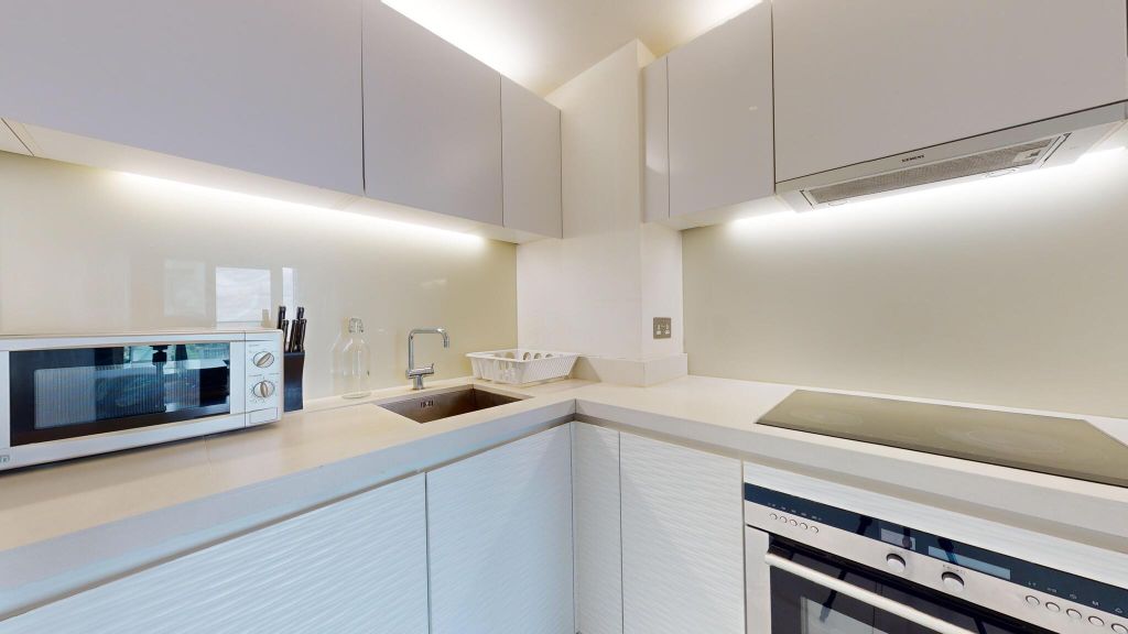 Property photo 1 of 28