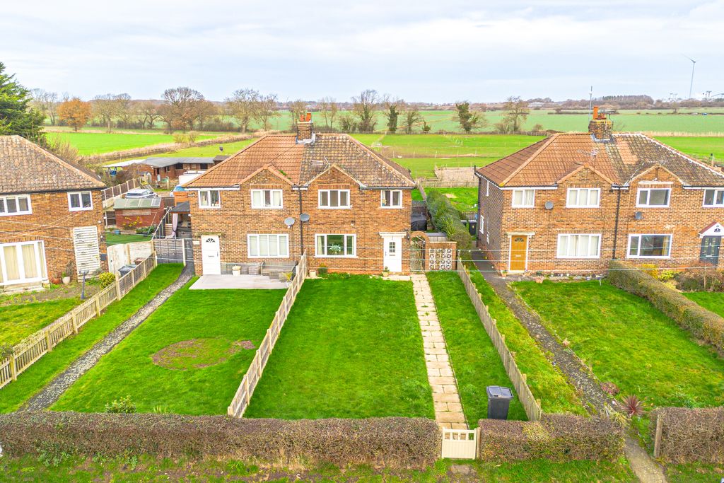 Property photo 2 of 23 4Highgate1