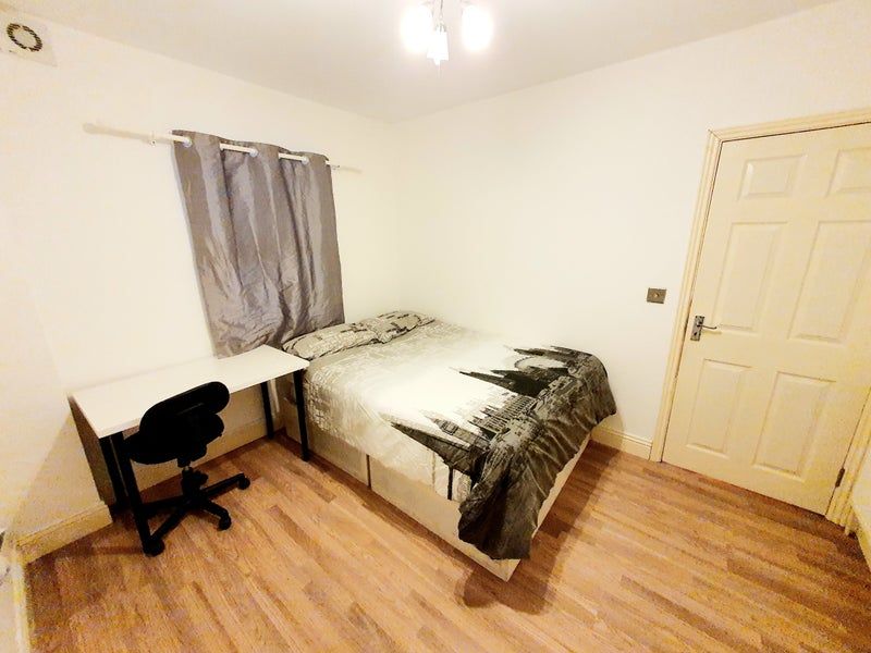 Property photo 2 of 12