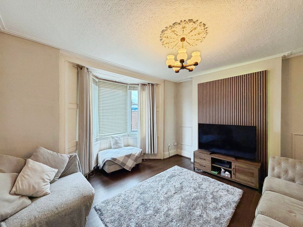 Property photo 3 of 24