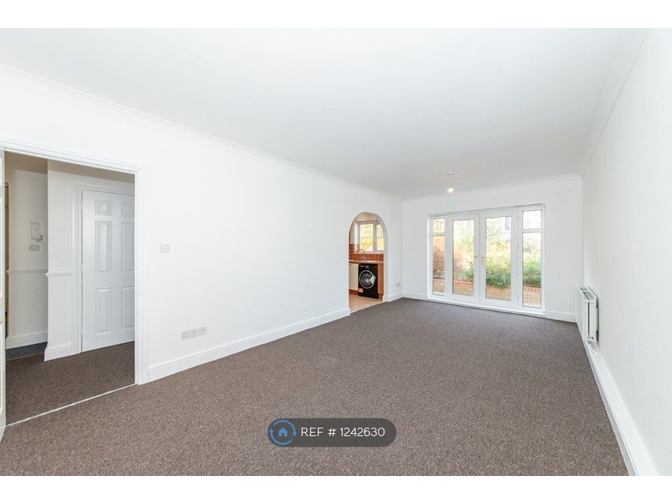 Property photo 1 of 34