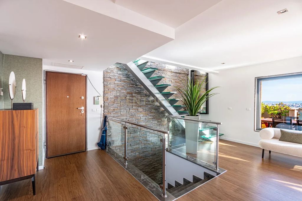 Property photo 2 of 57