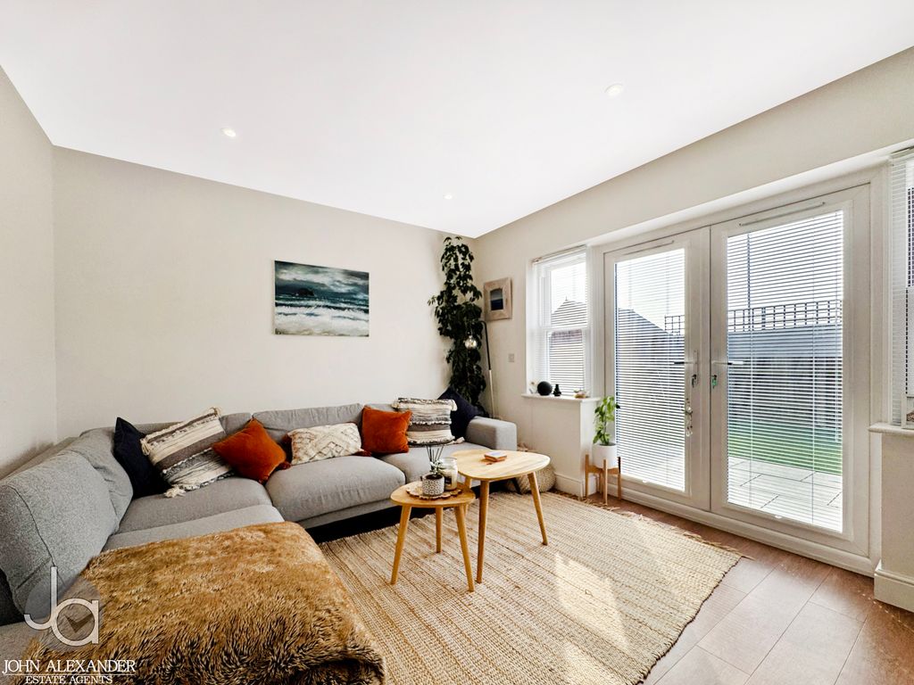 Property photo 3 of 20 20260323_101756421_0.5