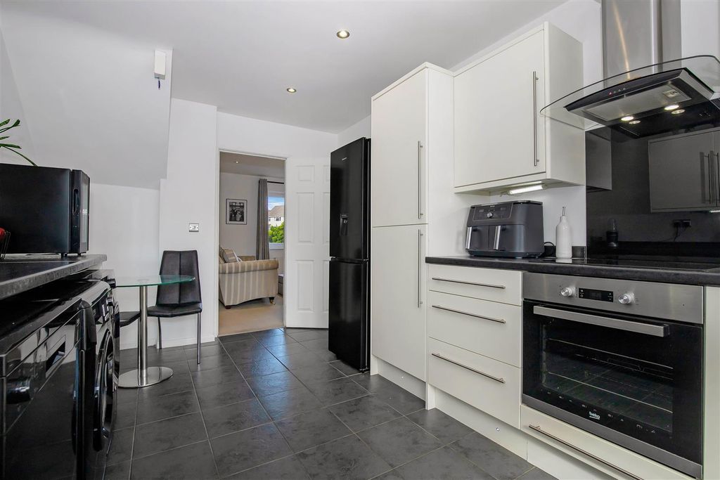 Property photo 3 of 29 Img_9140.Jpg