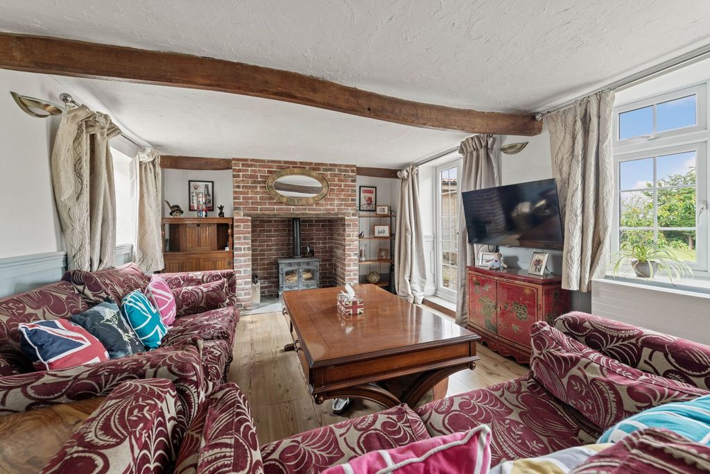 Property photo 2 of 36