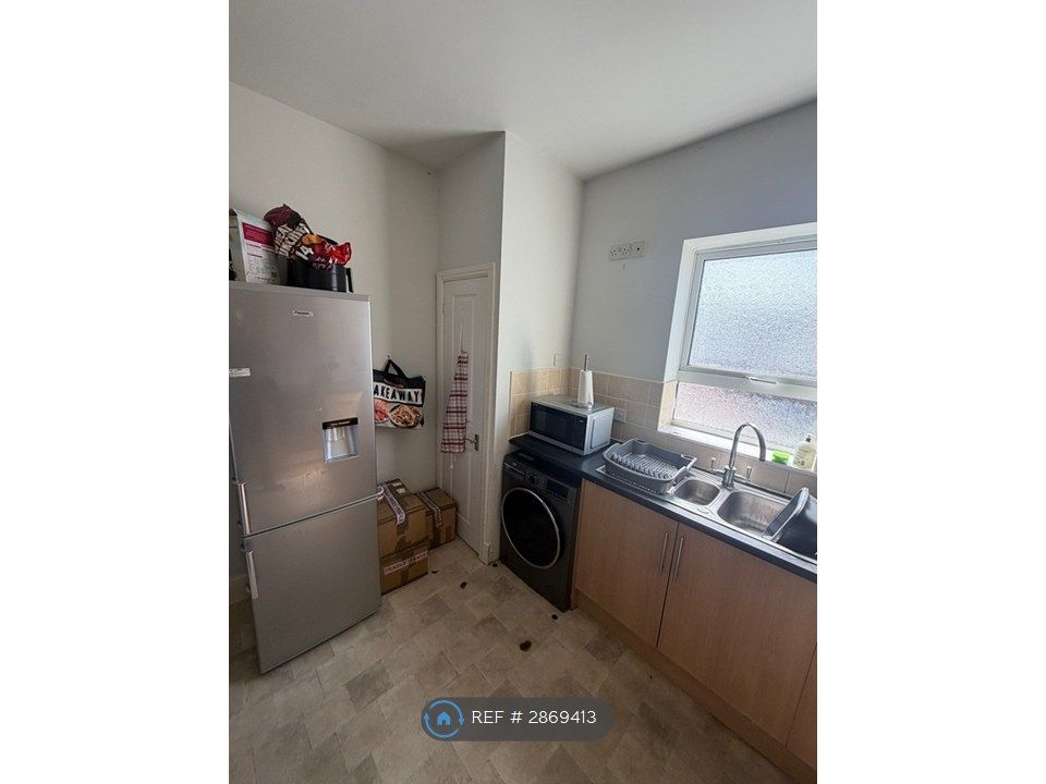 Property photo 3 of 23