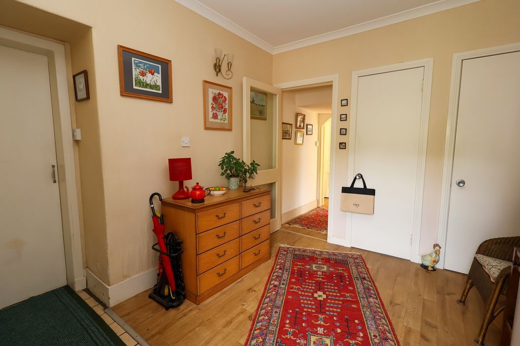 Property photo 2 of 22 Hallway