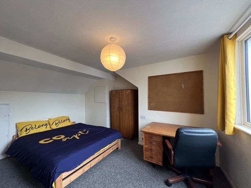 Property photo 1 of 9 Photo 19