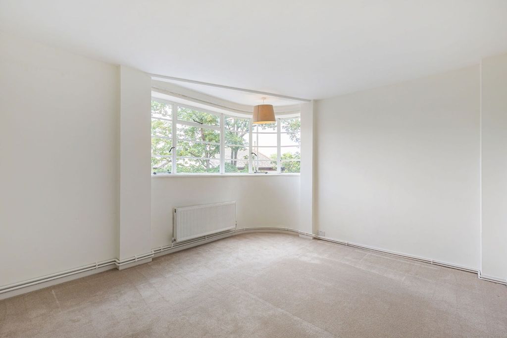 Property photo 2 of 10 5206101