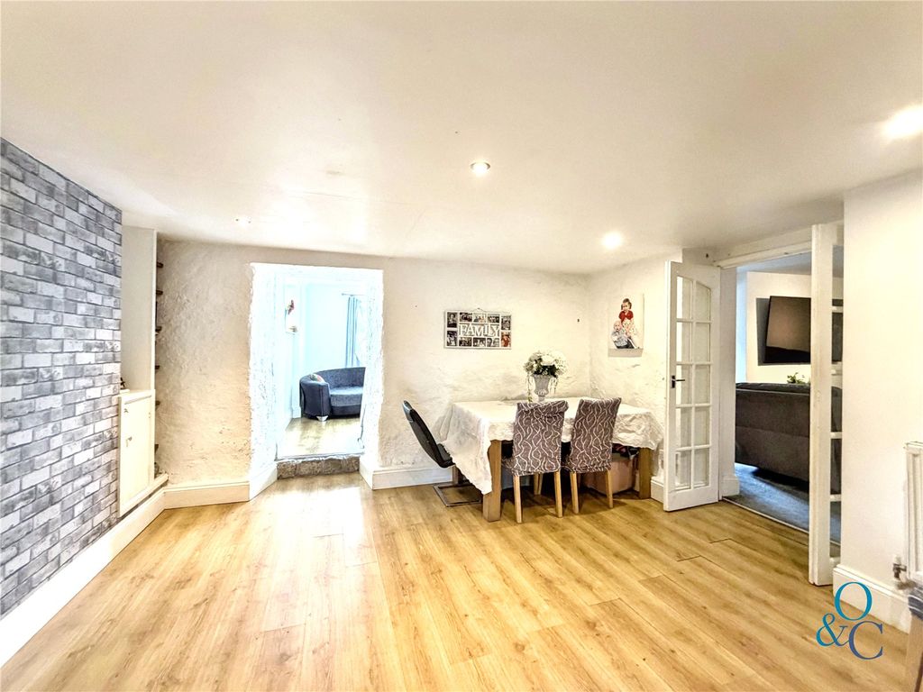 Property photo 3 of 30 Picture No. 33