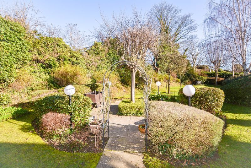 Property photo 3 of 12 Photo 10