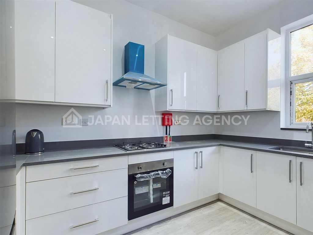 Property photo 1 of 18 Cam02206G0-Pr0047-Still001.Jpg