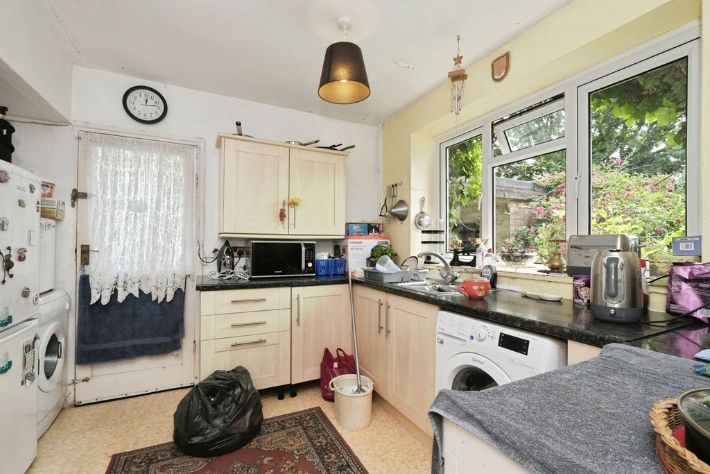 Property photo 2 of 14 Pbox-Img.Jpg
