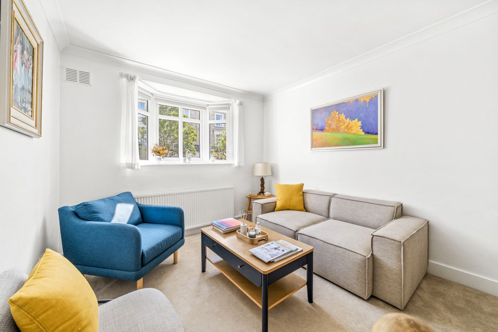 Property photo 2 of 7 18E Gunter Grove, Sw10, Martin &amp; Co, Web (10)