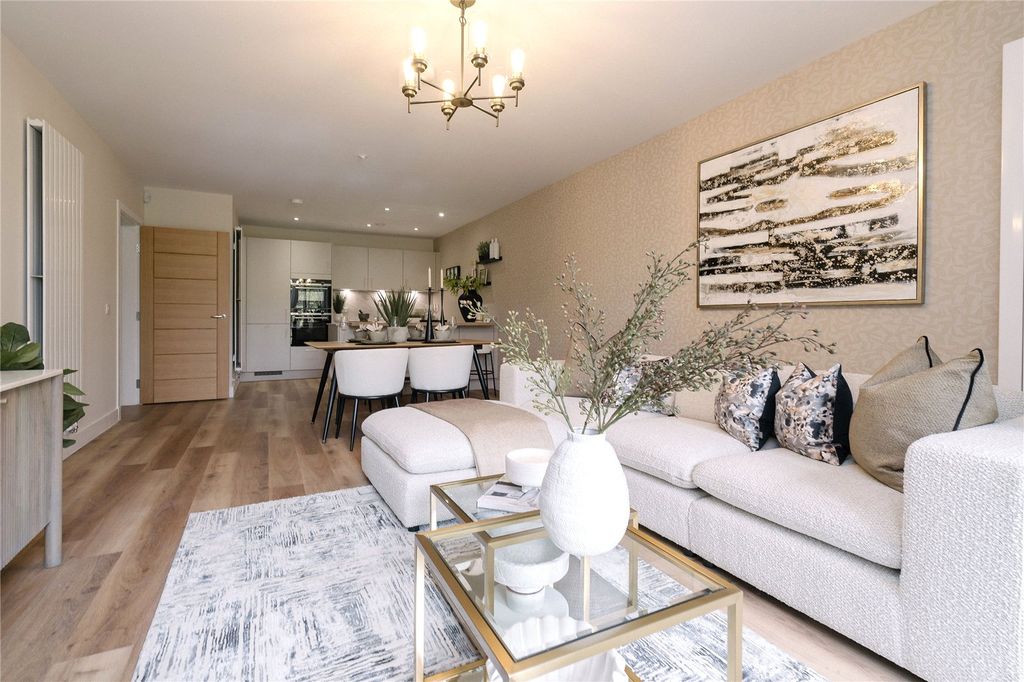 Property photo 3 of 16 Picture No. 23