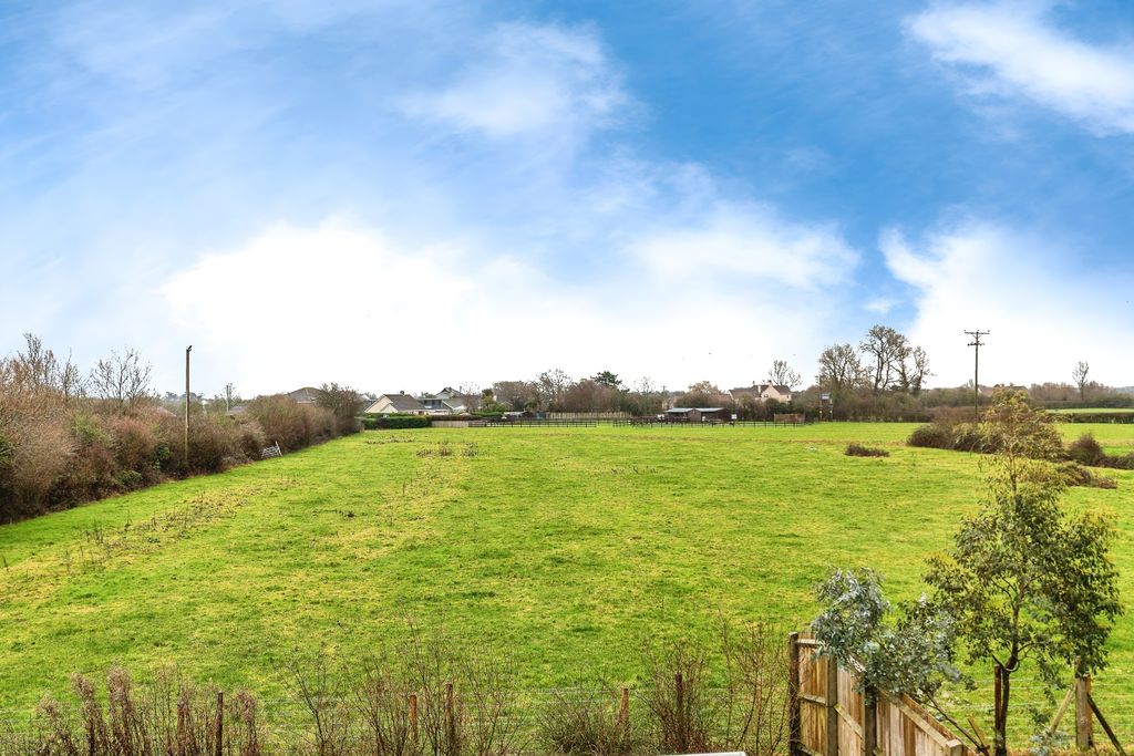 Property photo 2 of 17 0F6A0901