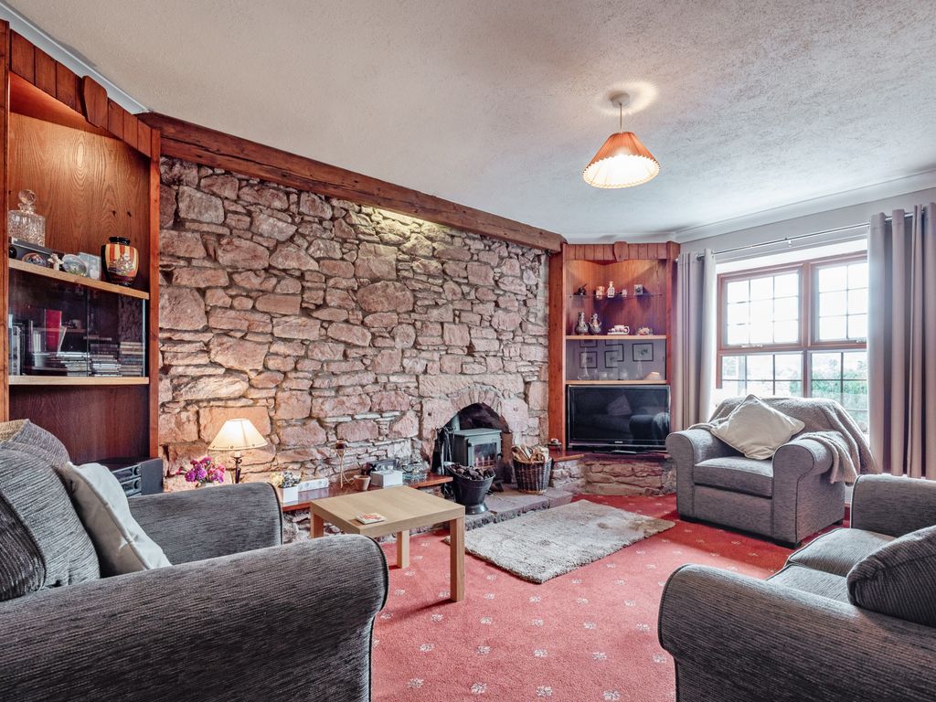 Property photo 3 of 5