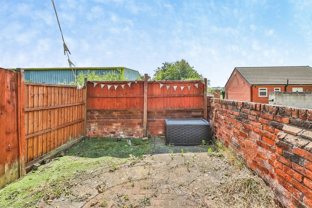 Property photo 1 of 13