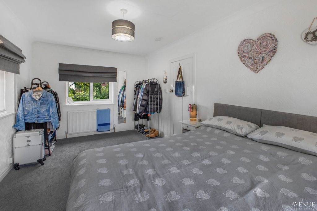 Property photo 3 of 32 4201047