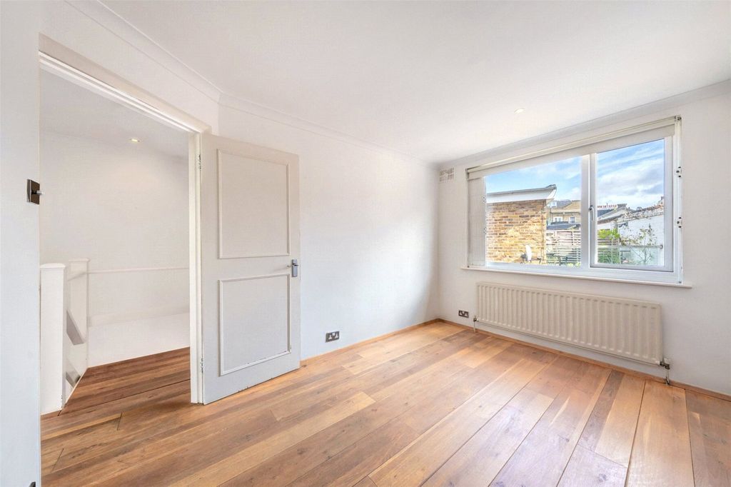 Property photo 2 of 17 Picture No. 06