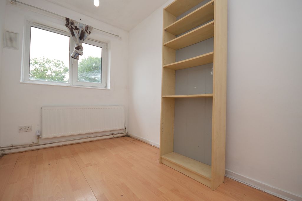 Property photo 2 of 11 Dsc 0164