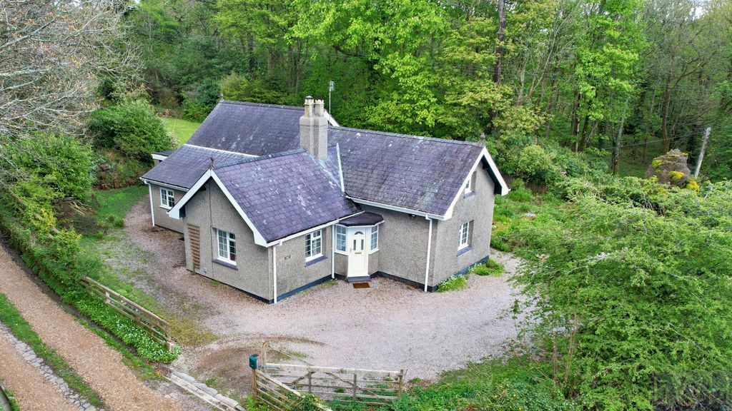 Property photo 1 of 31 Aerial