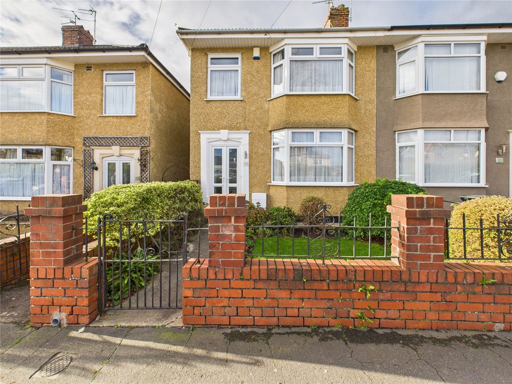 Property photo 1 of 19 Picture No. 03