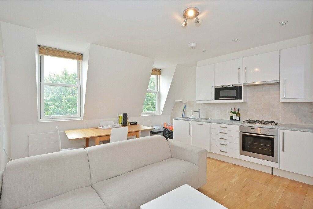 Property photo 2 of 8
