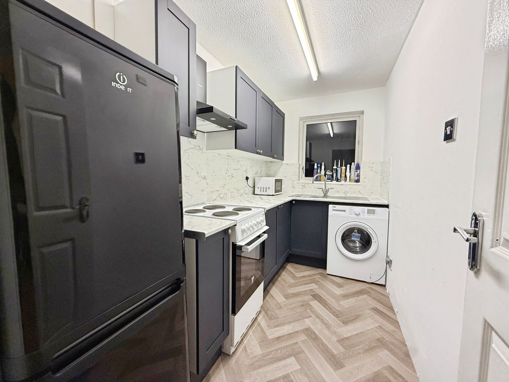 Property photo 1 of 8 d8103075-Img_4160