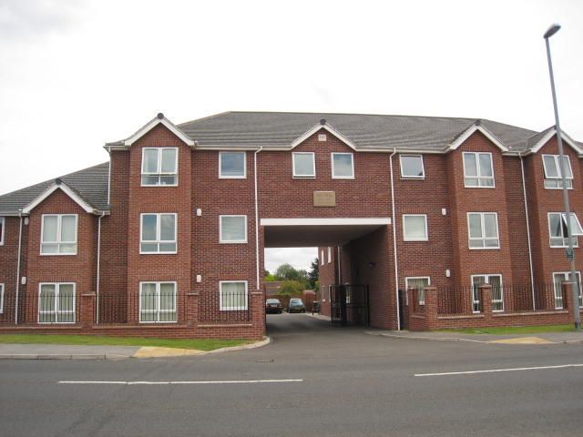 Property photo 1 of 2