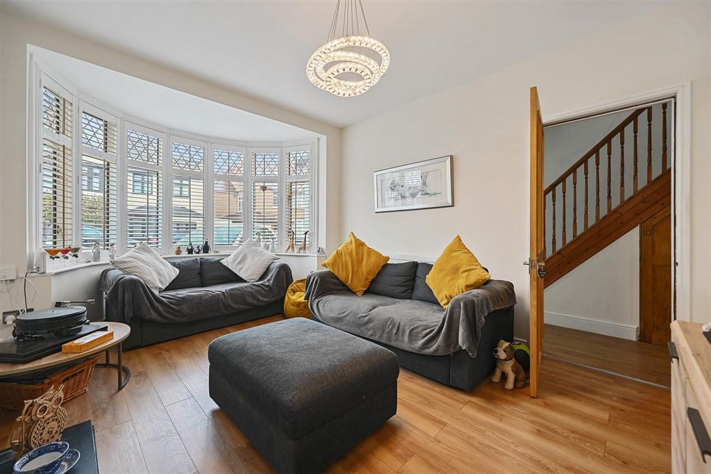 Property photo 2 of 13 Key Features: Four Bedrooms: