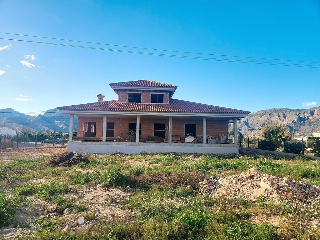 Property photo 1 of 11