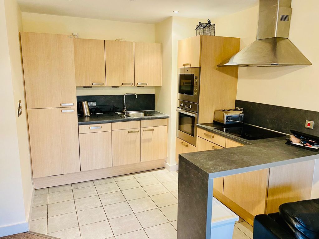 Property photo 3 of 8