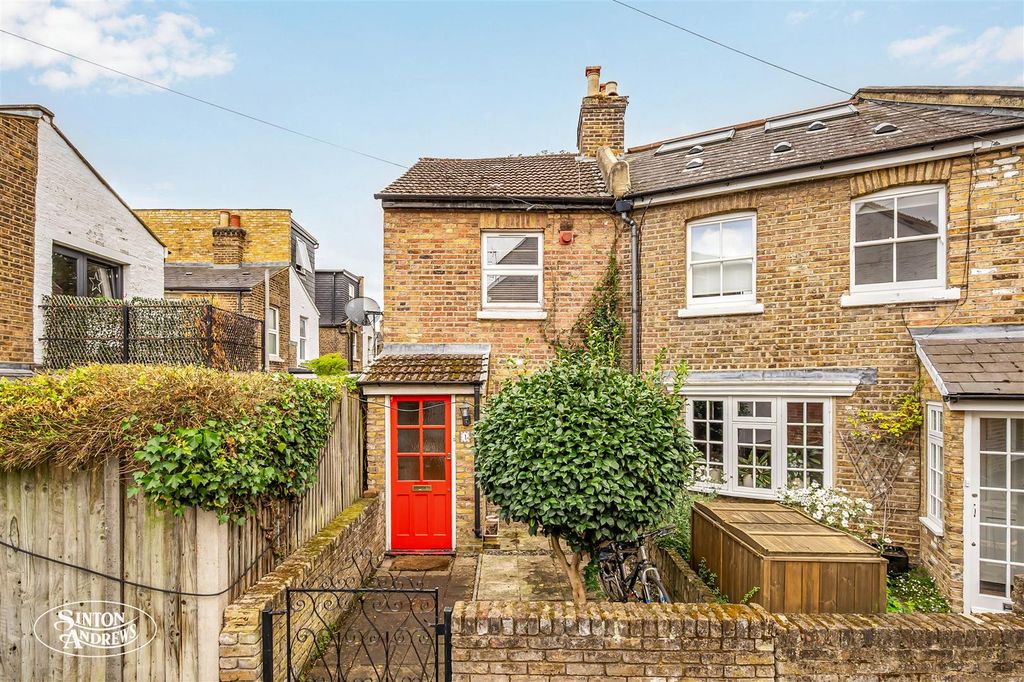 Property photo 1 of 9 1 Coningsby Cottages-1.Jpg
