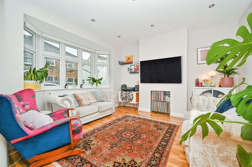 Property photo 3 of 16