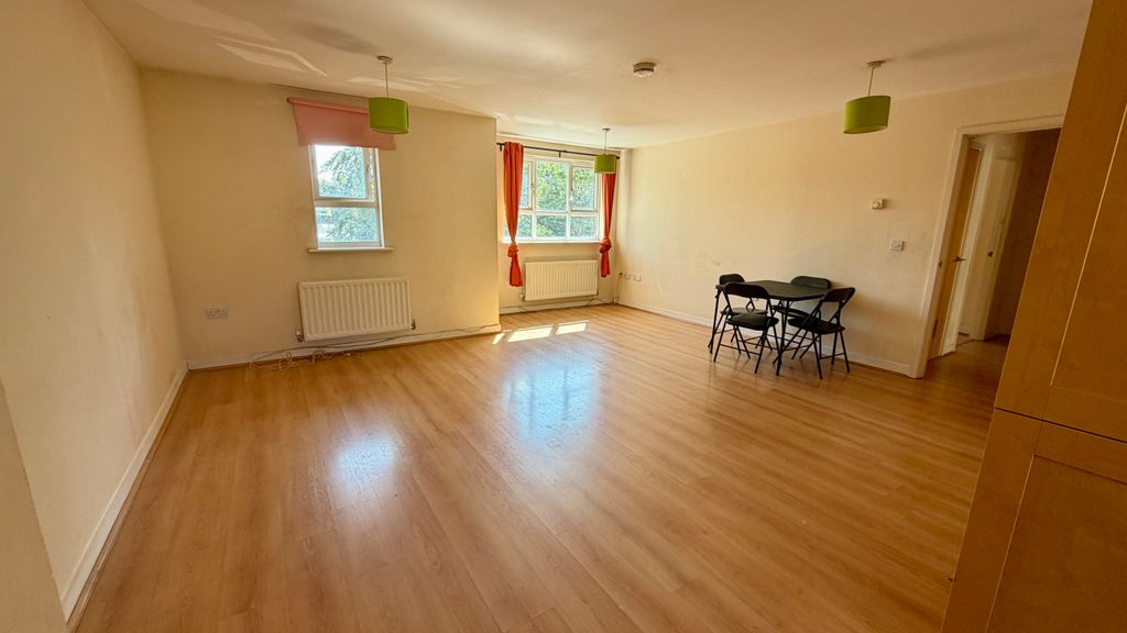 Property photo 2 of 11 Img_5476